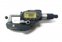 Digitální mikrometr třmenový 0-25mm IP65 s rychloposuvem s výstupem dat , KMITEX