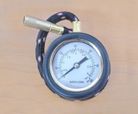 Měřič tlaku 4bar s oplétanou hadičkou ZG-15
